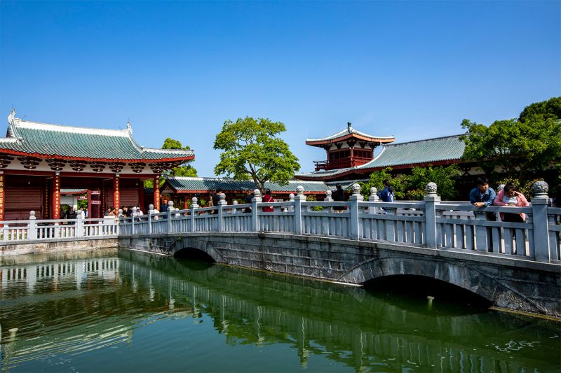 Temple Scenery